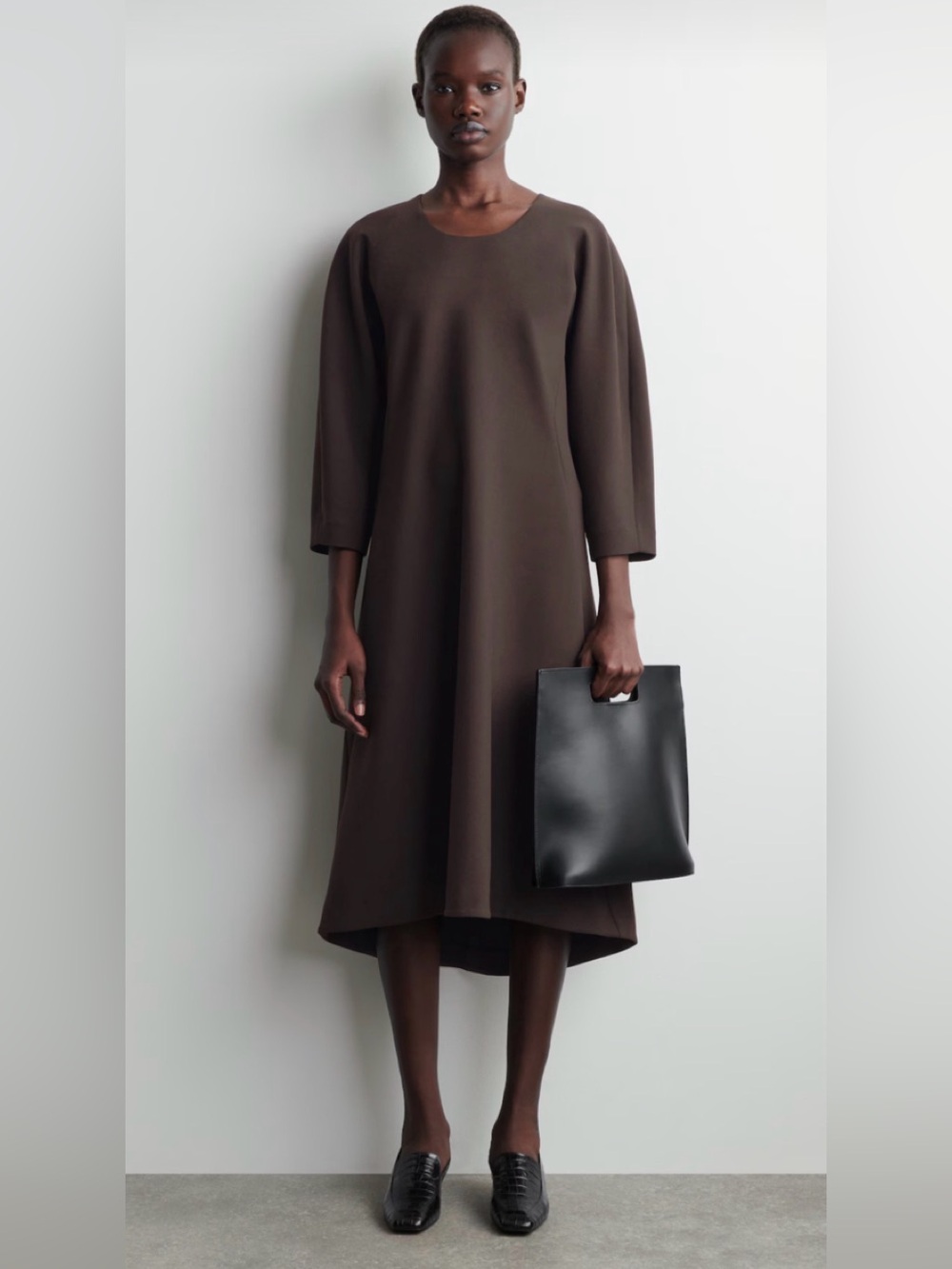 COS
Women's Black Sculpted Long-Sleeved Midi